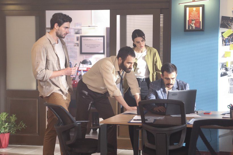 Baş Belası Oyuncuları Kimler? İsimleri ve Karakterleri