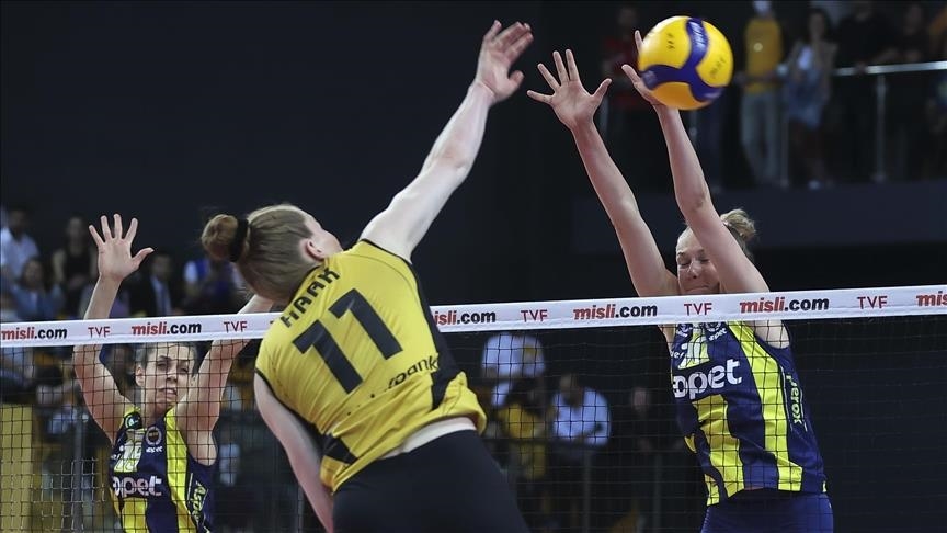 VakıfBank kadın voleybolda Türkiye ligi şampiyonu oldu