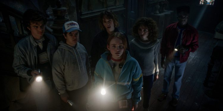 Stranger Things 4. sezon 1. bölüm ebeveyn rehberi: Yeni bölümler çocuklar için uygun mu?