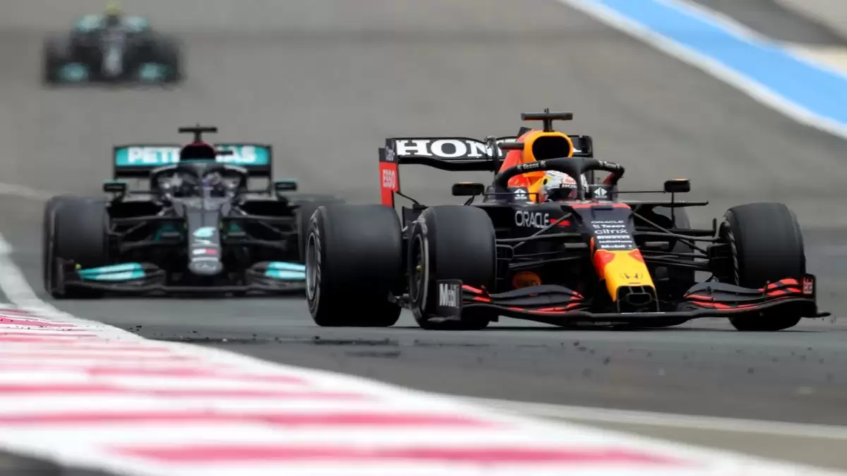 Ferrari'nin Leclerc'i Avusturya GP'sini, 2. Verstappen'i kazanmaya devam ediyor