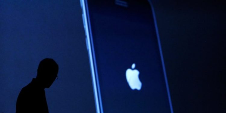Eski Apple çalışanı 3 gizli iPhone hilesini ortaya çıkardı