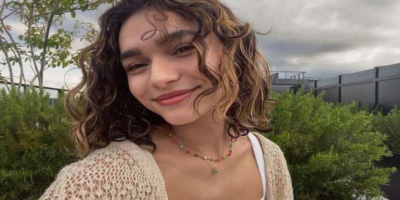 Winx Efsanesi: Kader yıldızı Paulina Chavez'in yaşı, boyu, Instagram'ı, rolleri ve daha fazlası: Flora aktrisiyle ilgili her şey