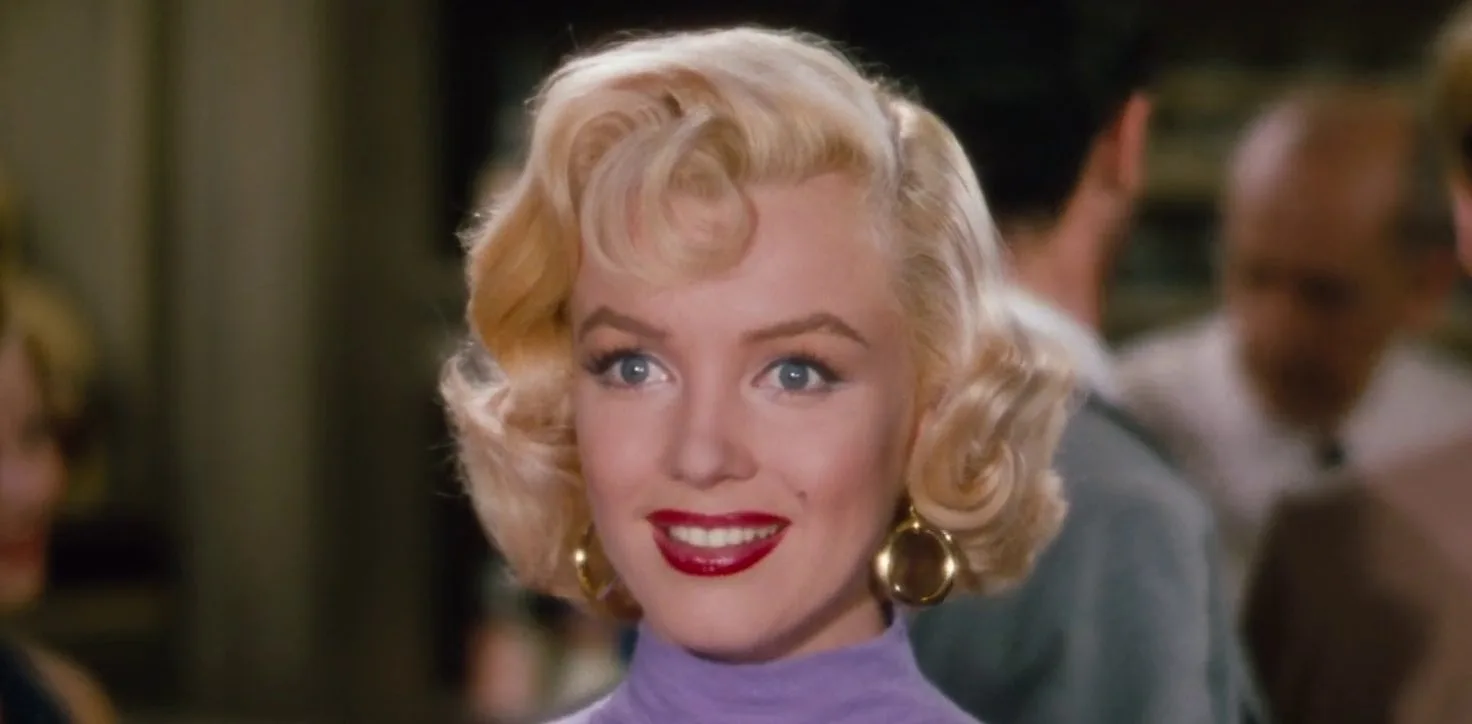 Norma Jeane Adını Ne Zaman ve Neden Marilyn Monroe Olarak Değiştirdi?