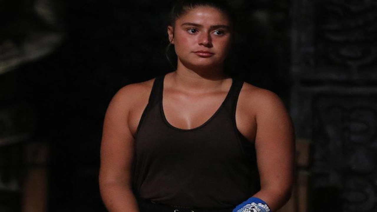 Survivor Ayşe'den Şok İddia: Adada Yakınlaşanlar Oldu