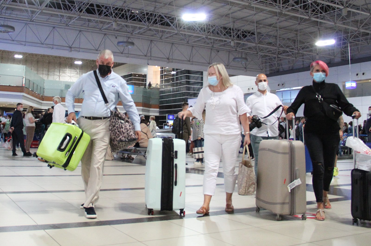 İngilizler Türkiye'ye dönüyor, turistler Ağustos'ta iki katından fazla