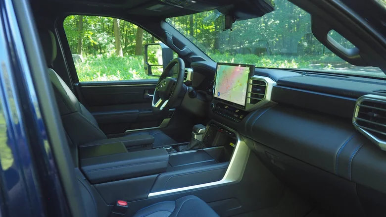 2022-toyota-tundra-on-panel.jpg