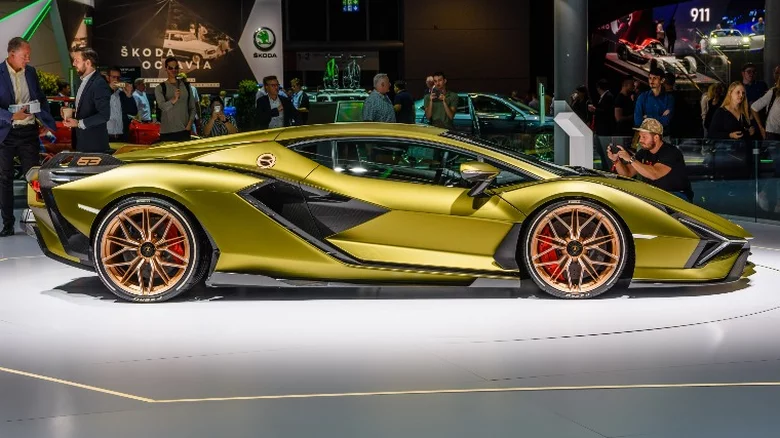 lamborghini-sian-fkp-37-3-6-million.jpg