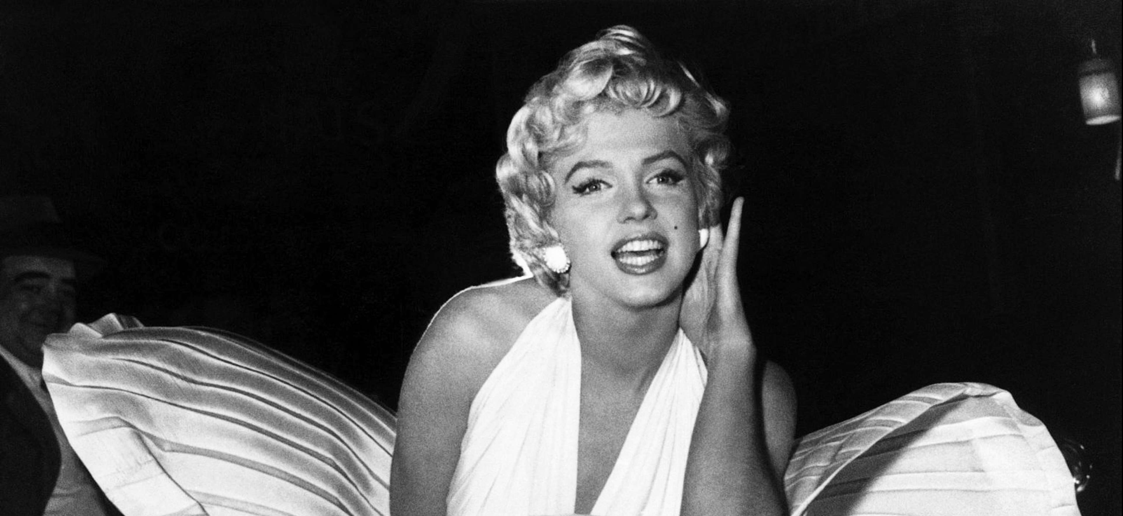 1664568542-234-marilyn-monroe-hangi-haplari-aldi-olumune-ne-sebep-oldu.jpeg
